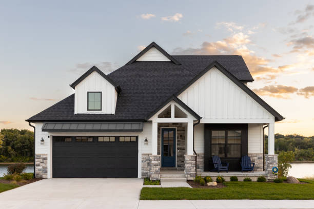 Best Roofing for New Construction  in Edmore, MI